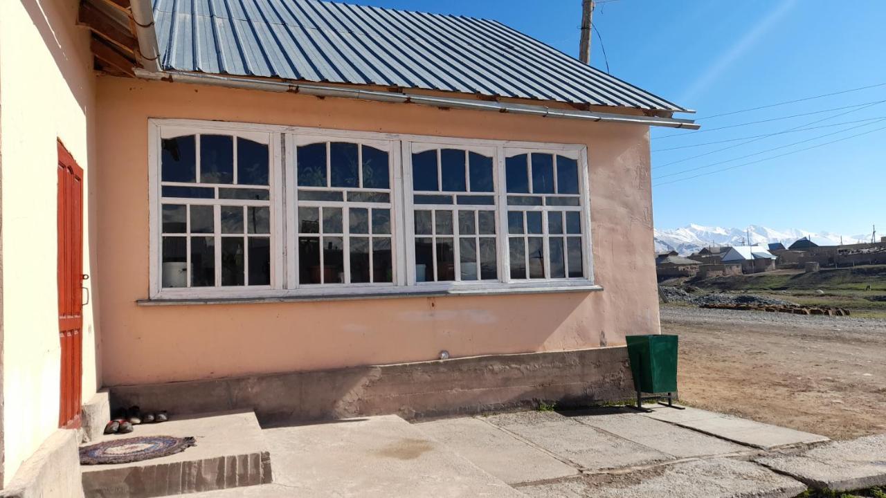 Tilek Guest House Sary-Mogul Exterior photo